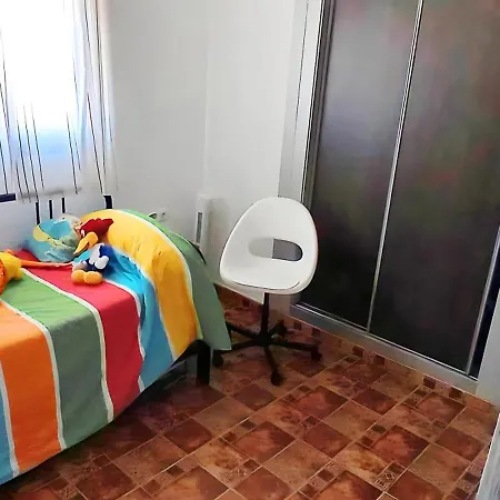 Con Piscina Privada En Chiclana *